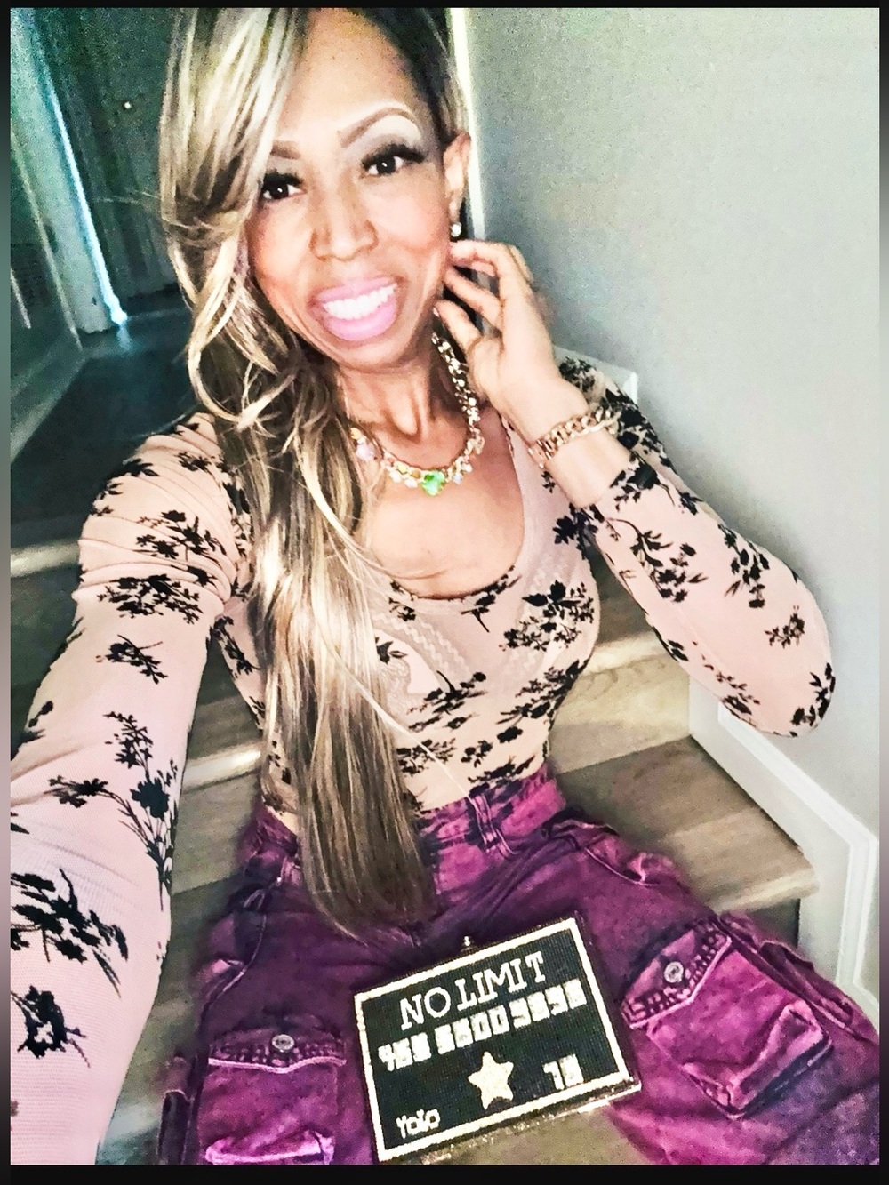VIP💜Pants - Picture 8 of 9